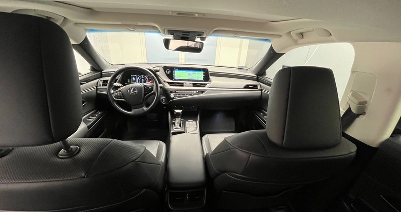 Lexus ES cena 182900 przebieg: 59042, rok produkcji 2021 z Bolesławiec małe 211